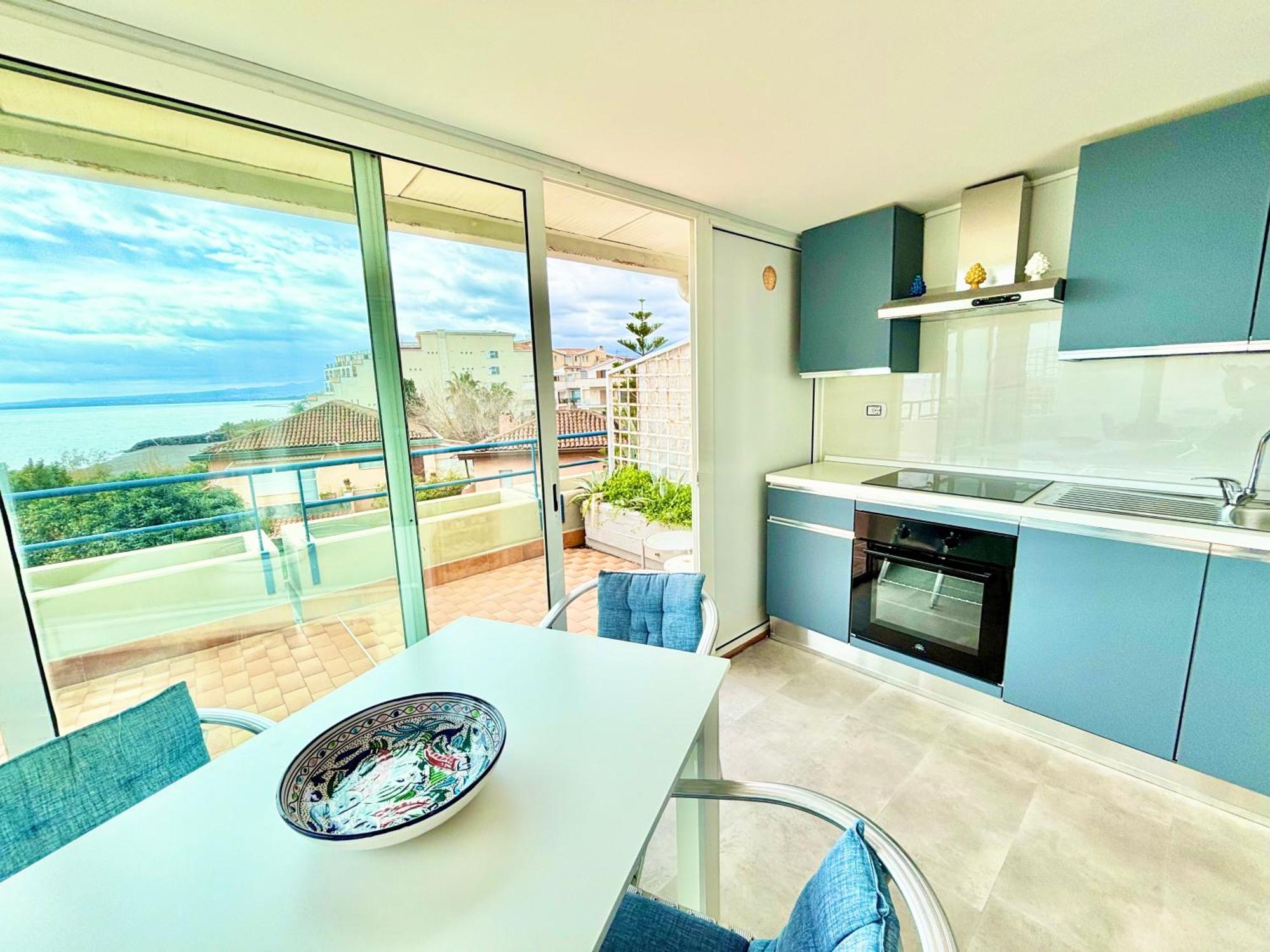 The Dream - Seafront Loft Apartment Giardini Naxos Bagian luar foto